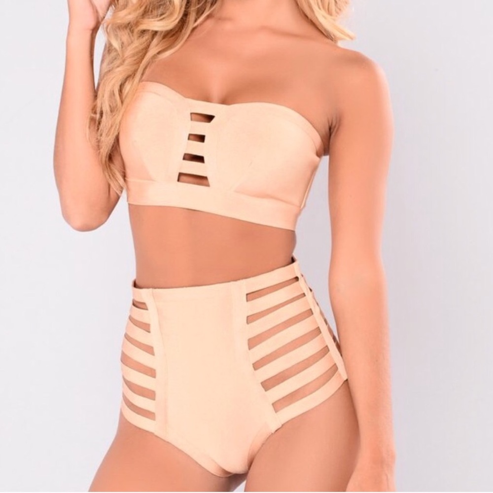 Adorable Fashion Nova bikini!!